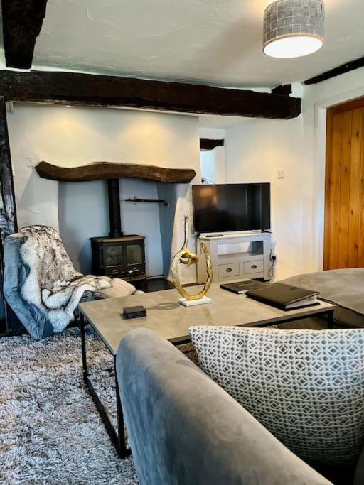 The Old Post Office, Cosy Grade II Listed 2 Bed Apartment Windermere Luaran gambar